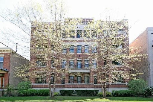 615 W Deming Pl. #303, Chicago, IL 60614