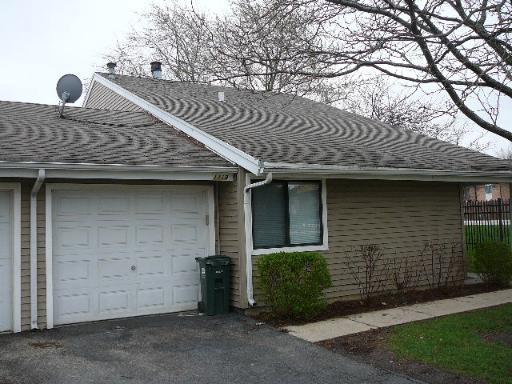 1719 Shannon Ln., Palatine, IL 60074