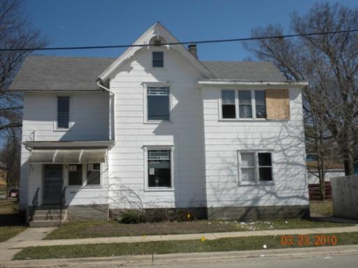 304 12th St., Rockford, IL 61102