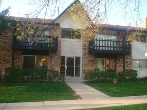 12A Kingery Quarter St. #202, Willowbrook, IL 60527