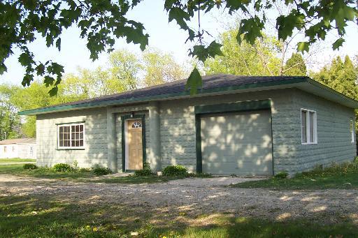 625 Cherry St., Compton, IL 61318