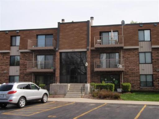 611 Limerick Ln. #2C, Schaumburg, IL 60193
