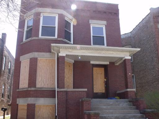 5009 W Montrose Ave., Chicago, IL 60641