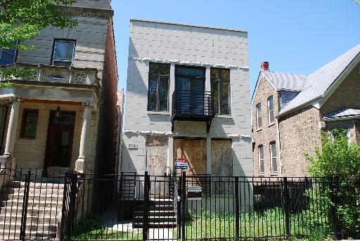 2520 N Spaulding Ave., Chicago, IL 60647