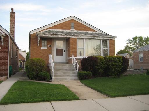 3729 W 69th St., Chicago, IL 60629