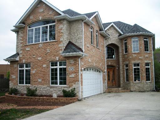 1030 S 7th Ave., La Grange, IL 60525