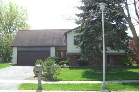765 E Balboa Ter., Bartlett, IL 60103