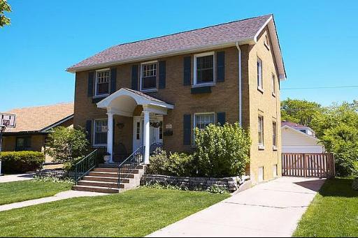 835 Community Dr., La Grange Park, IL 60526