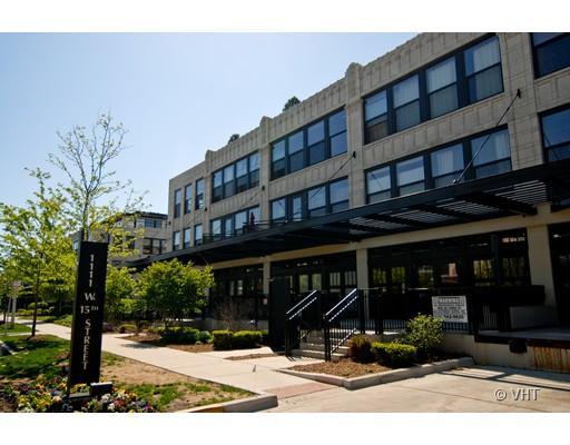 1111 W 15th St. #322, Chicago, IL 60608