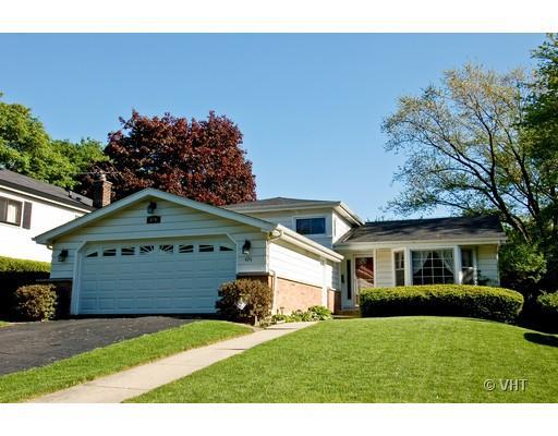 679 Sheehan Ave., Glen Ellyn, IL 60137