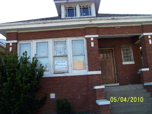 6526 S Sacramento Ave., Chicago, IL 60629