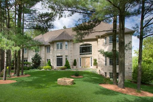 4203 Carlisle Dr., Crystal Lake, IL 60012