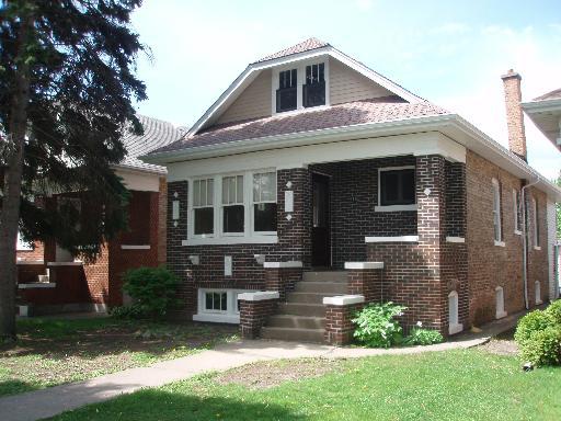 3220 S Elm Ave., Brookfield, IL 60513