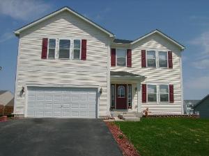 424 Stone Hollow Dr., Poplar Grove, IL 61065