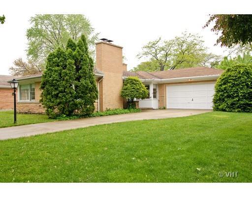 7016 Keeler Ave., Lincolnwood, IL 60712