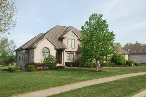1096 Brook Hill, Rockford, IL 61108