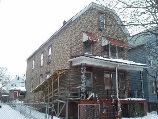8354 S Brandon Ave., Chicago, IL 60617
