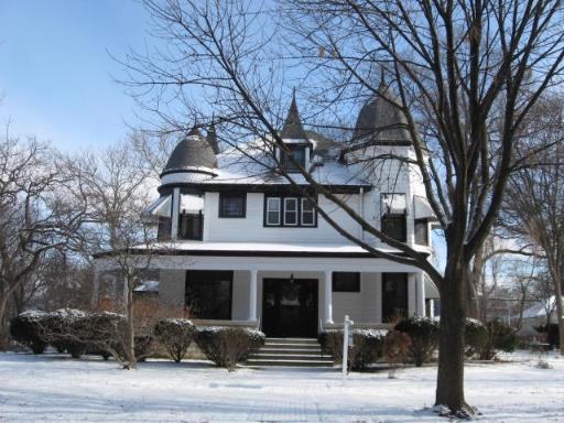 205 S Spring Ave., La Grange, IL 60525