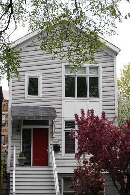 926 W Fletcher St., Chicago, IL 60657