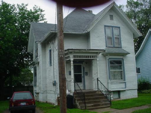 829 Hovey Ave., Rockford, IL 61103