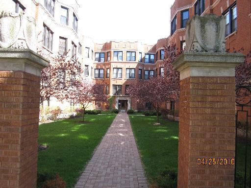 1114 W Pratt Blvd. #3S, Chicago, IL 60626