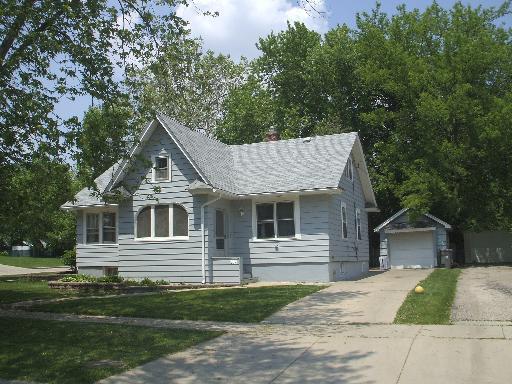 552 Columbia Ave., Elgin, IL 60120