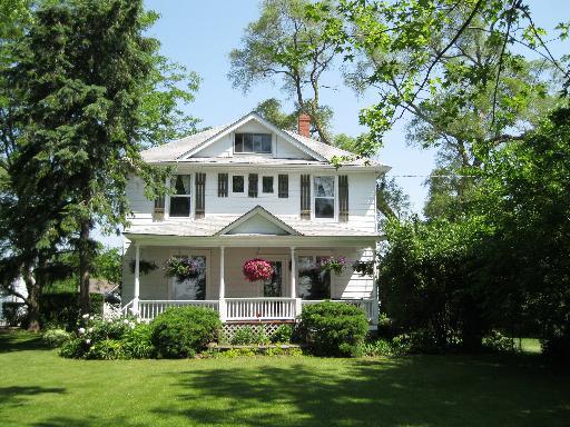 15906 W South St., Woodstock, IL 60098