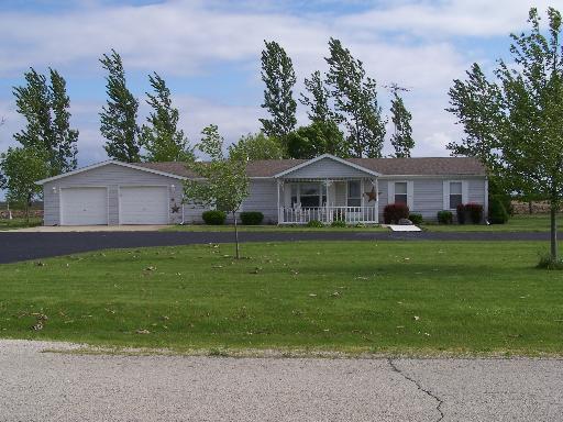 935 E 2950 N. Rd., Clifton, IL 60927
