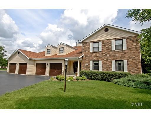 321 Everett Ave. #1B, Crystal Lake, IL 60014