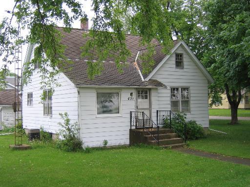 401 W Maple Ave., Manlius, IL 61338
