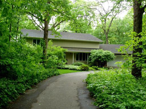11614 Deerpath Rd., Sycamore, IL 60178