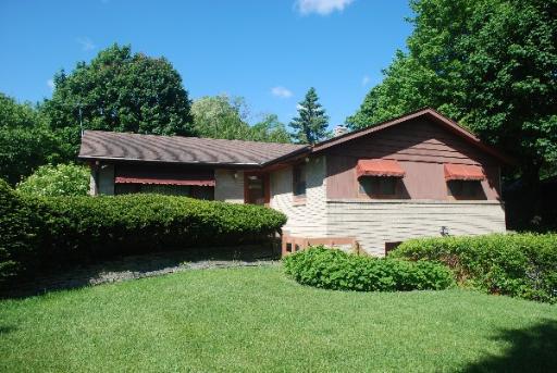 2416 Harris Rd., Rockford, IL 61107