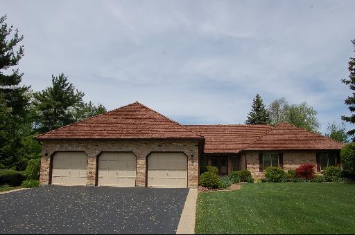 269 Pebble Creek Dr., Tower Lakes, IL 60010