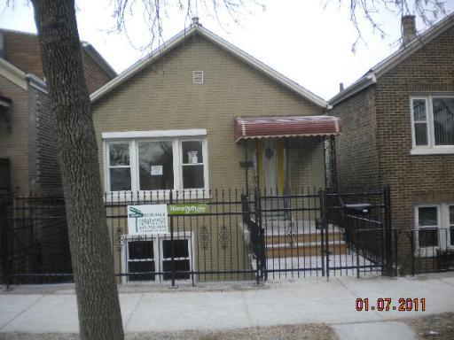 3316 S Leavitt St., Chicago, IL 60608
