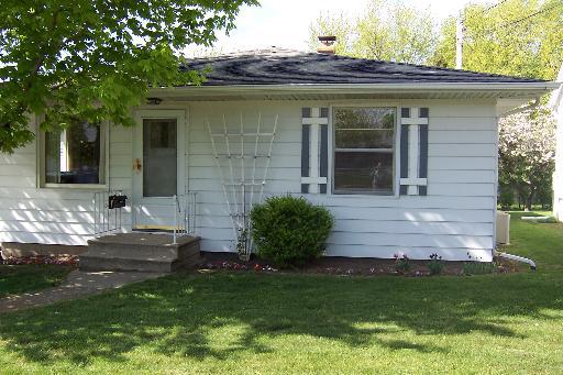 510 Forest Ave., Aurora, IL 60505