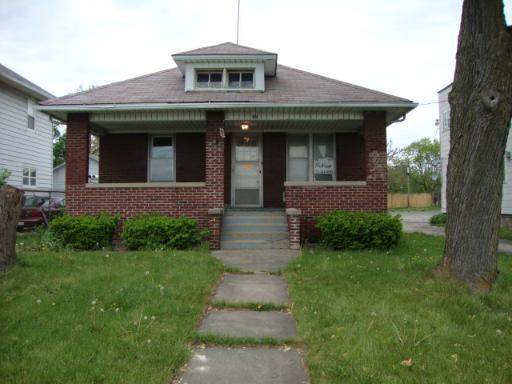 661 S Lake St., Aurora, IL 60506