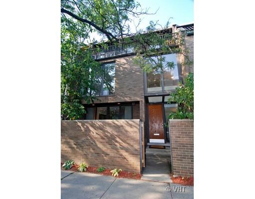 702 W Wrightwood Ave., Chicago, IL 60614
