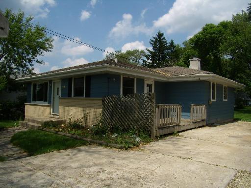 2240 63rd St., Downers Grove, IL 60516