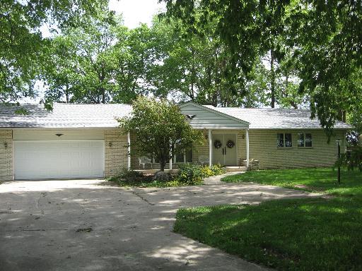 2103 Riverview Rd., Rock Falls, IL 61071