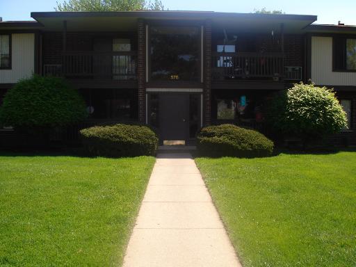 578 Somerset Ln. #2, Crystal Lake, IL 60014