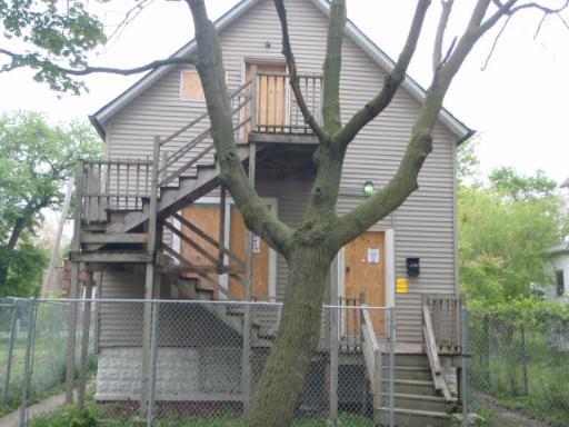 9315 S Lyon Ave., Chicago, IL 60619