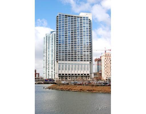 333 N Canal St. #1802, Chicago, IL 60606