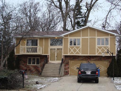580 Dawn Ct., Des Plaines, IL 60016