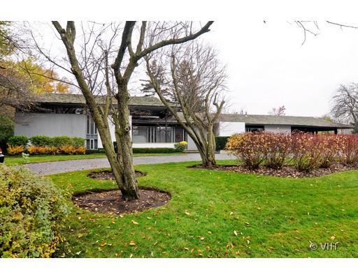 2108 Middlefork Rd., Northfield, IL 60093