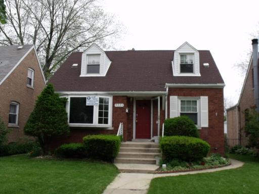 9221 S 50th Ave., Oak Lawn, IL 60453