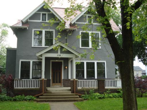 516 E Downer Pl., Aurora, IL 60505