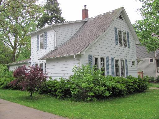 411 Elm St., Batavia, IL 60510