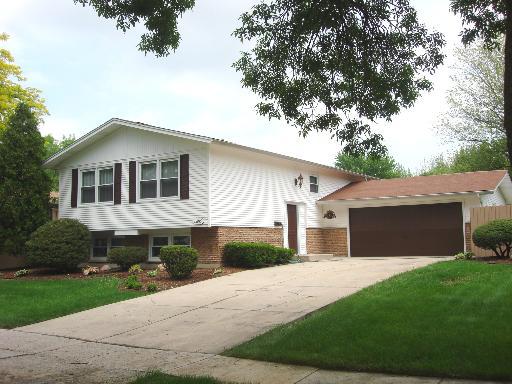 18815 S Cedar Ave., Country Club Hills, IL 60478