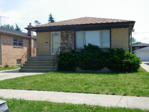287 Manistee Ave., Calumet City, IL 60409