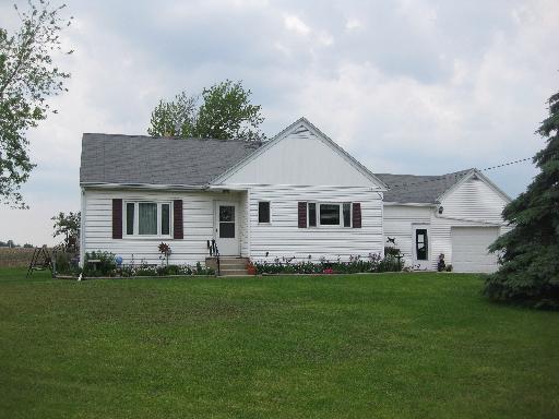 21089 Davis Dr., Malta, IL 60150